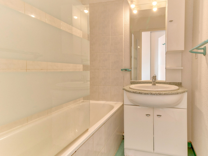 Bathroom 4, Vacancéole - Les Balcons du Soleil, Hautes-Pyrénées