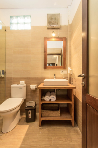 Bathroom 4