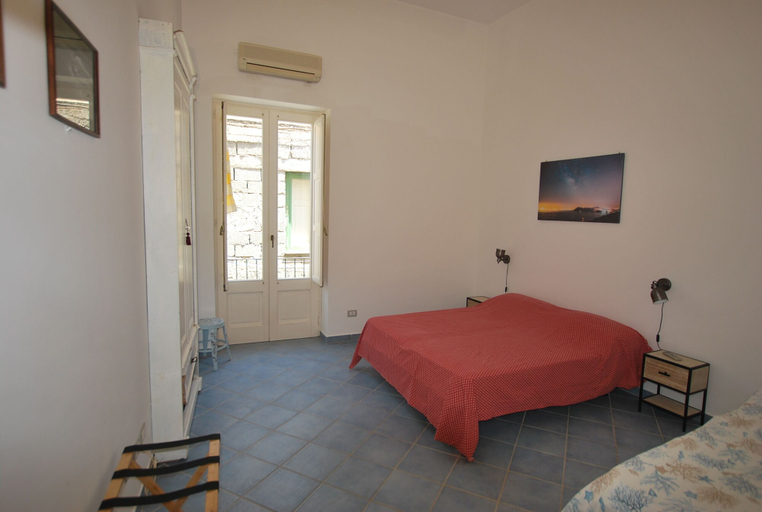 Bedroom 2, Casa Al Mar Canneto Via Mazzini, Messina