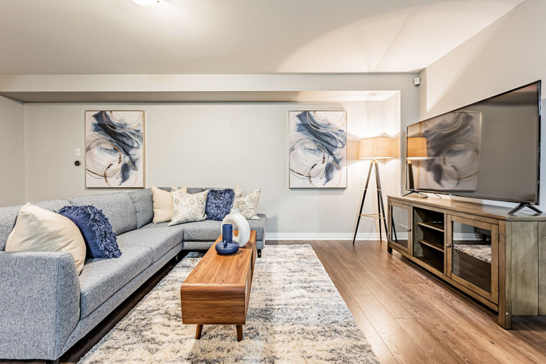 Others 5, Milton boutique Home, Halton