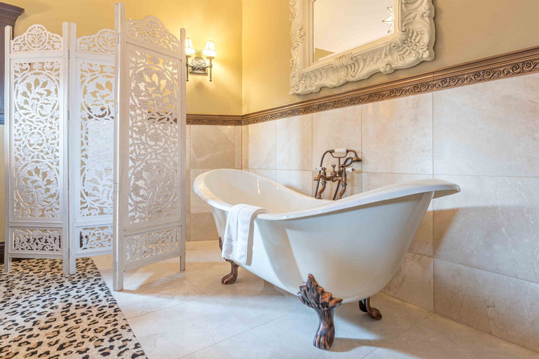 Bathroom 2