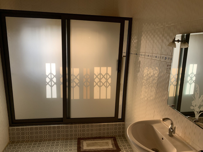 Bathroom 3, SWATSON HOTEL, Kumasi