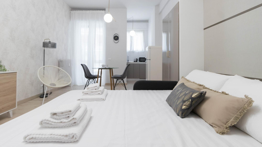 Bedroom 3, Gioberti 11, Milano