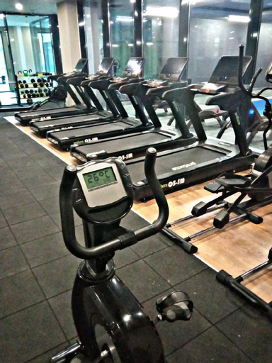 Others, Lovely serviced apartment with a pool and GYM, Küçükçekmece