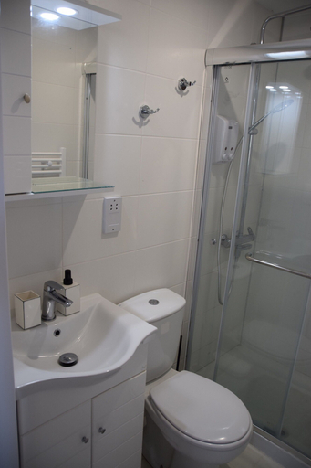 Bathroom 3, Konatzin tou Massou by raise