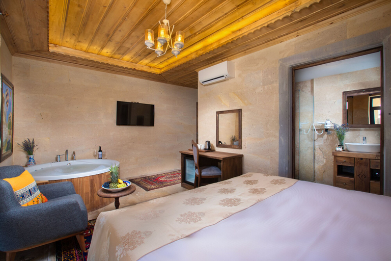 Bedroom 5, Cappadocia Pyramid Stone House, Nevşehir
