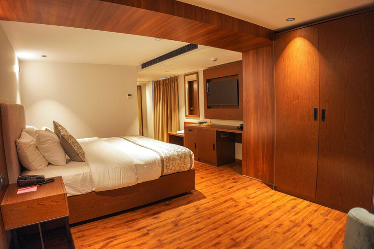 Bedroom 3, Ramee International Surat, Surat
