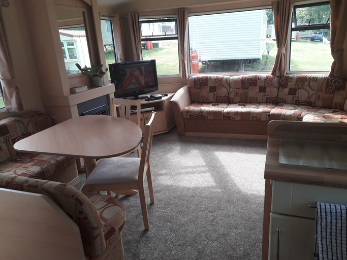 Others 3, 3-bedroom Caravan at Thorness bay, Isle of Wight