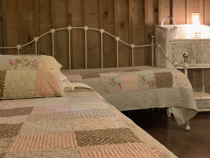 Bedroom 3, Elk Springs Resort, Randolph