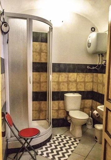 Bathroom 5, B&B al centro storico, Enna