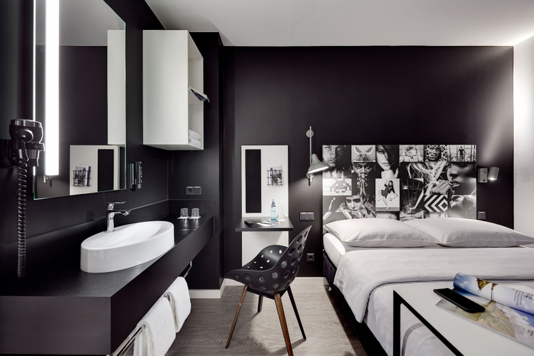 Bedroom 4, LEGERE EXPRESS Tuttlingen, Tuttlingen
