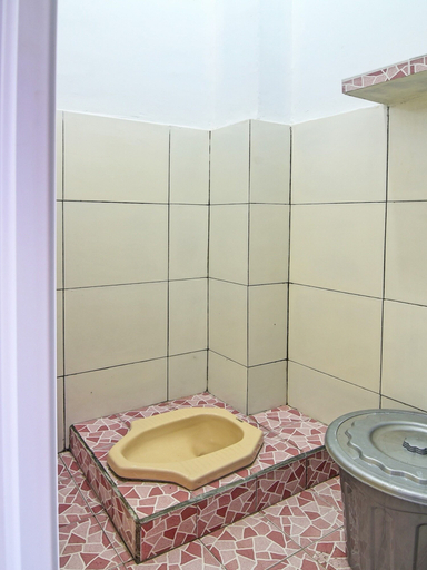 Bathroom 3, Hotel O Cvictory Inn, Minahasa Utara