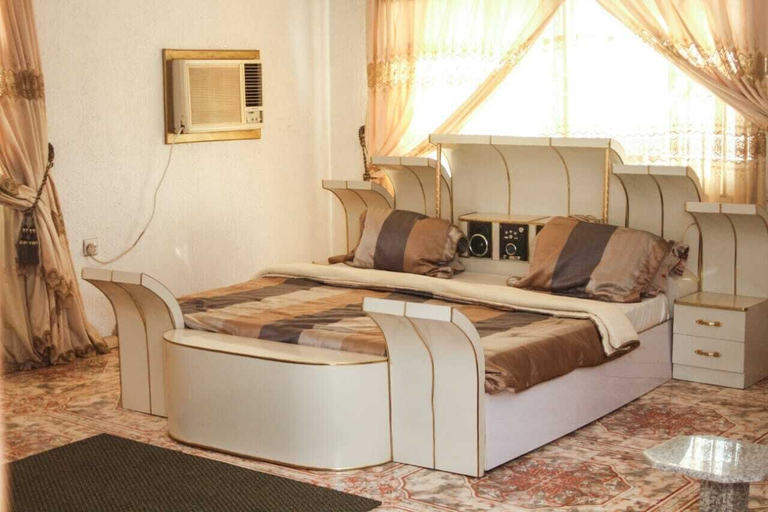 Bedroom 4, GITY Royale Suites, Ife North