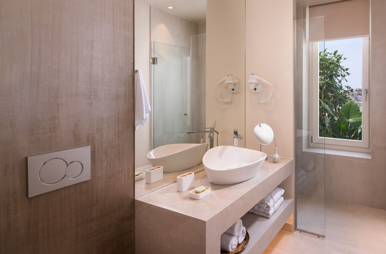 Bathroom 4, Ydor Hotel & Spa, South Aegean