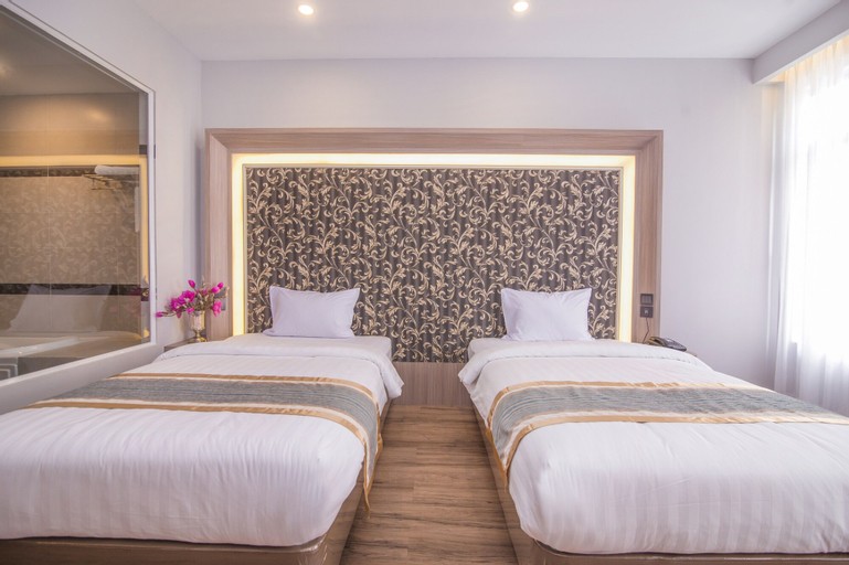 Bedroom 8