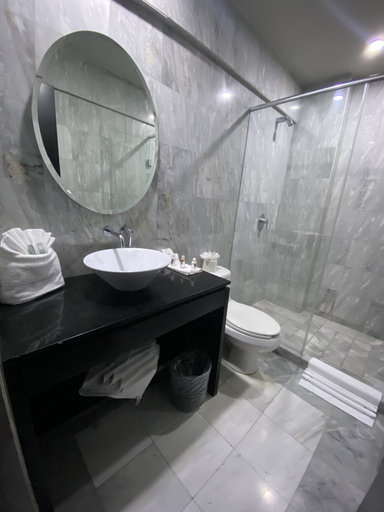 Bathroom 4, Suites Ganges, Mexico City