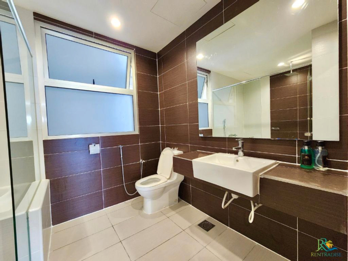 Bathroom 13