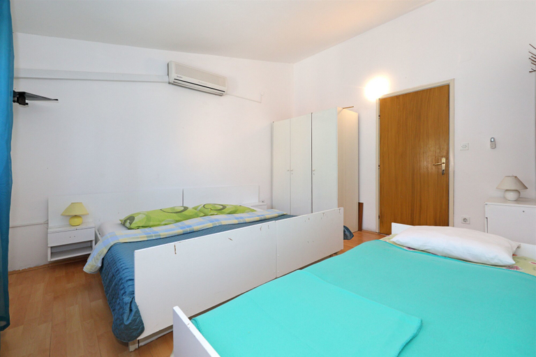 Bedroom 4, Apartments and Rooms Dragica, Starigrad