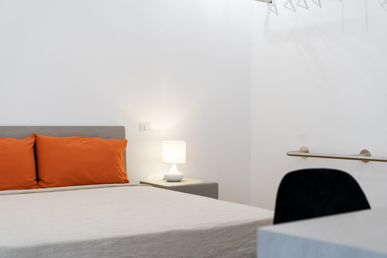 Bedroom 4, L'isola che c'è, Cagliari