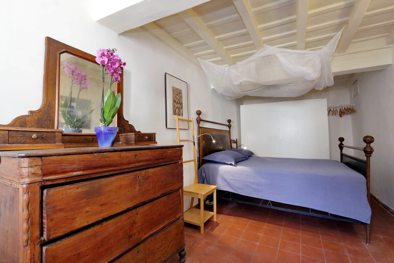 Bedroom 2, Banchi Nuovi, Roma