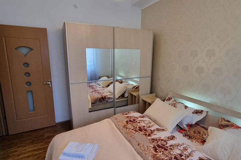 Bedroom 4, Spacious Apartment In The Centre Of The Capital, Municipiul Bucuresti