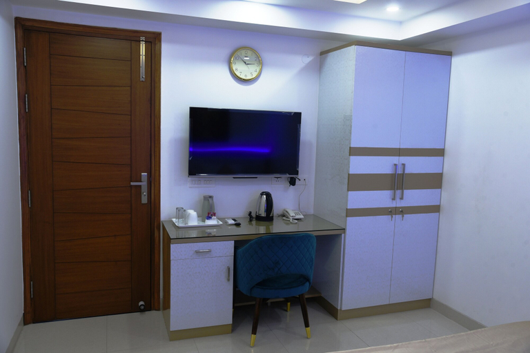 Others 5, Pacific Inn Sec. 46, Gurgaon