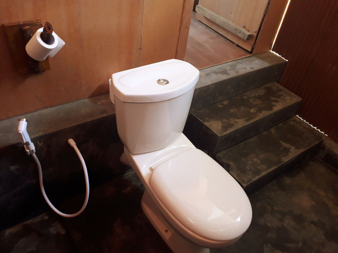 Bathroom 4, Yala Waves Beach Resort, Thissamaharama