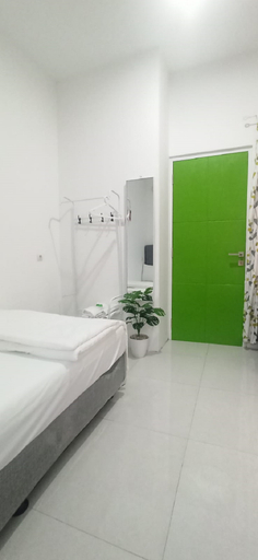 Bedroom 2, Daun Daun Guesthouse Syariah, Bandung