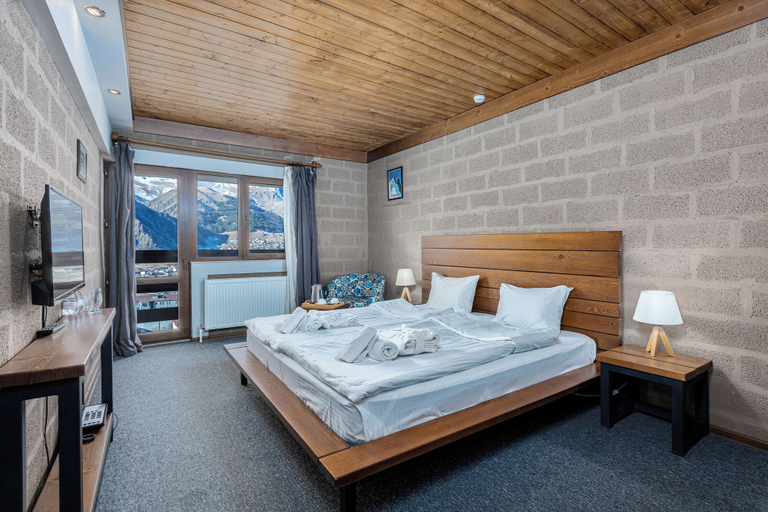 Bedroom 3, Alpine Lounge Hotel & Restaurant, Kazbegi