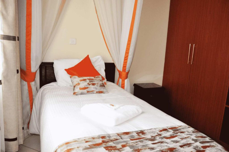 Bedroom 2, The Radix Hotel, Langata