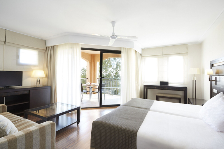 Bedroom 3, Insotel Fenicia Prestige Suites & Spa, Baleares