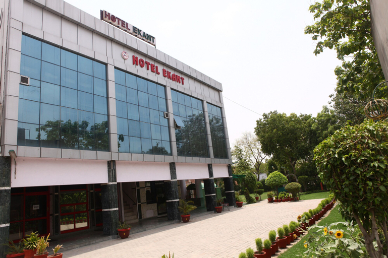 Hotel Ekant, Faridabad