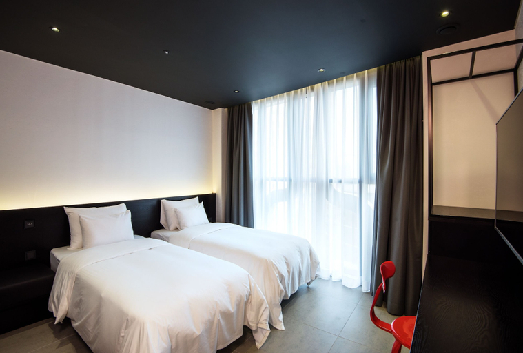 Bedroom 7