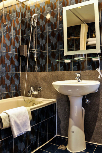 Bathroom 4, Simple Life, Kaohsiung