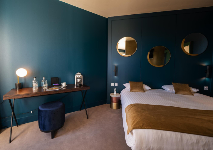 Bedroom 2, Hotel des Palmiers, Var