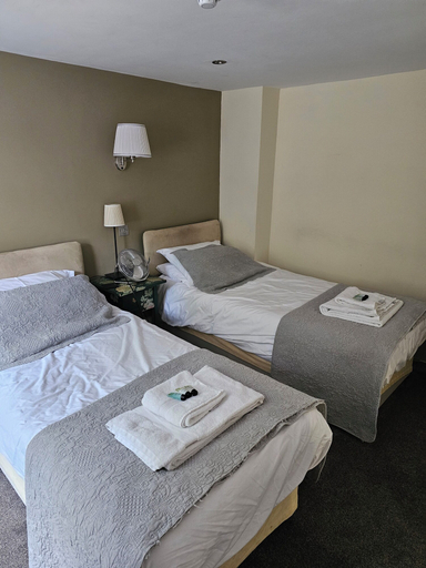 Others 5, The Barleycorn, Wiltshire