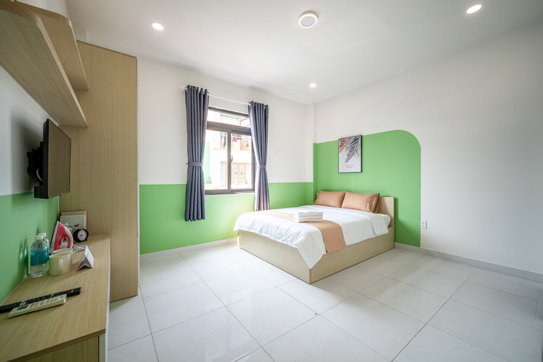 Bedroom 13