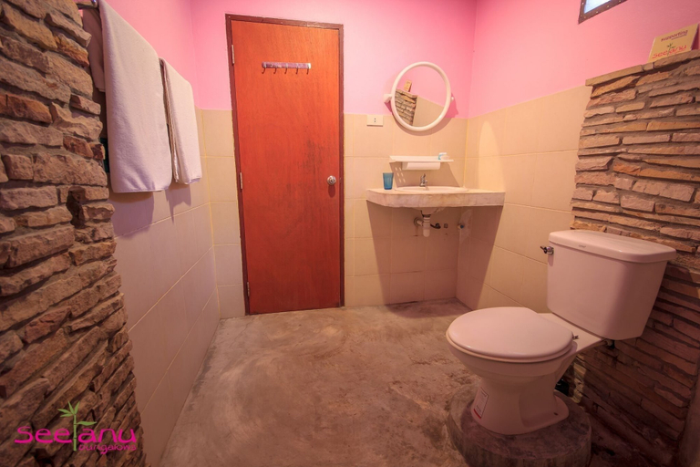 Bathroom 4, Seetanu Bungalows, Ko Phangan