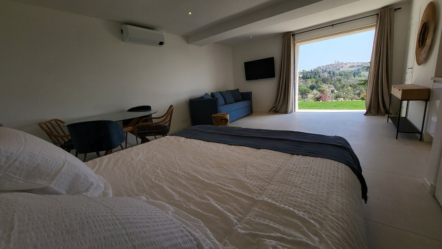 Bedroom 5, Ideal BnB, Alpes-Maritimes