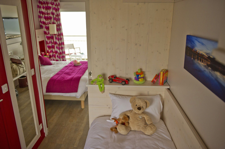 Bedroom 2, La Frégate - Bidart - H��tel by Miléade, Pyrénées-Atlantiques