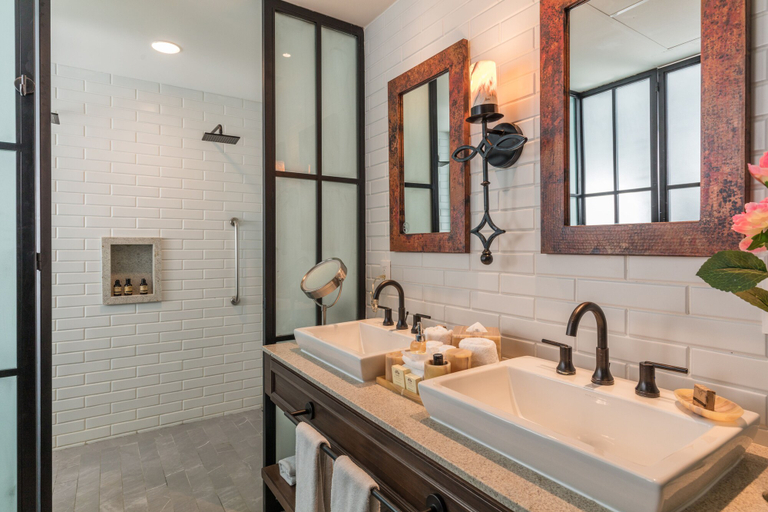 Bathroom 5, Vista Encantada Spa Resort & Residences, La Paz
