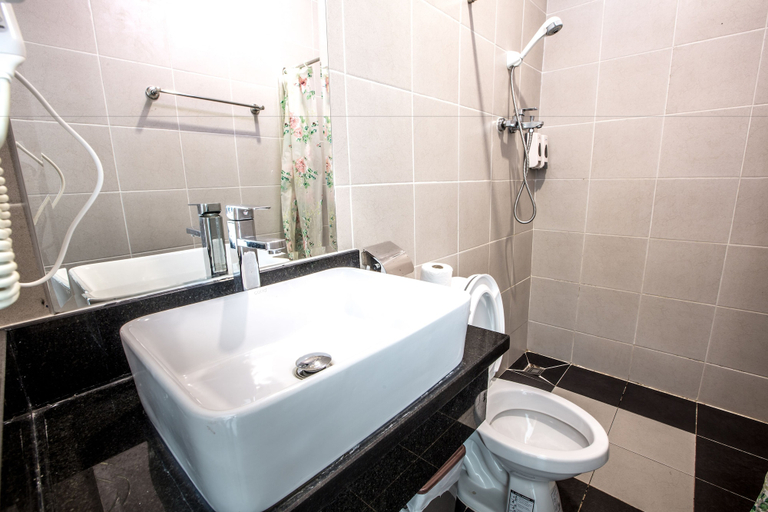 Bathroom 4, Good Time Resort, Sihanoukville