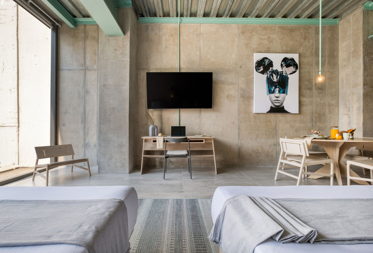 Others 5, Collections by ULIV Polanco, Mexico City