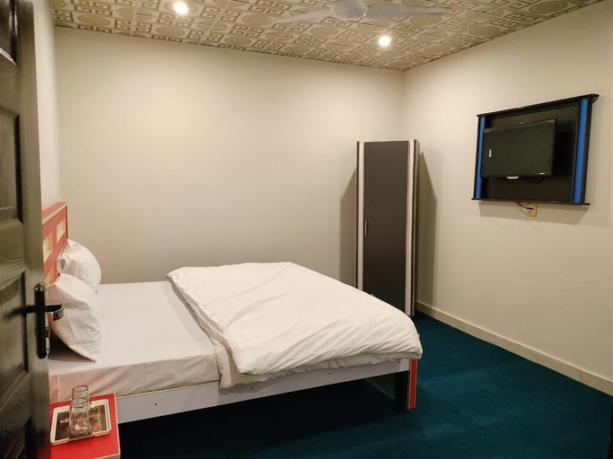 Bedroom 3, Hotel Royal Sweet, Lahore