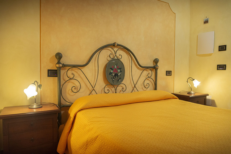 Room 4, Villa Barbarossa, Perugia