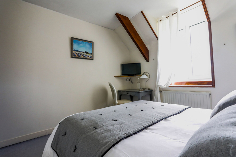 Bedroom 3, La Villa Bel Air, Manche
