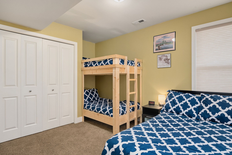 Bedroom 3, Seattle Vacation Home - The Port, Seattle