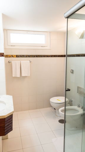 Bathroom 4, Plaza São Rafael Hotel - Próximo ao Cais Embarcadero e Hosp Santa Casa, Porto Alegre
