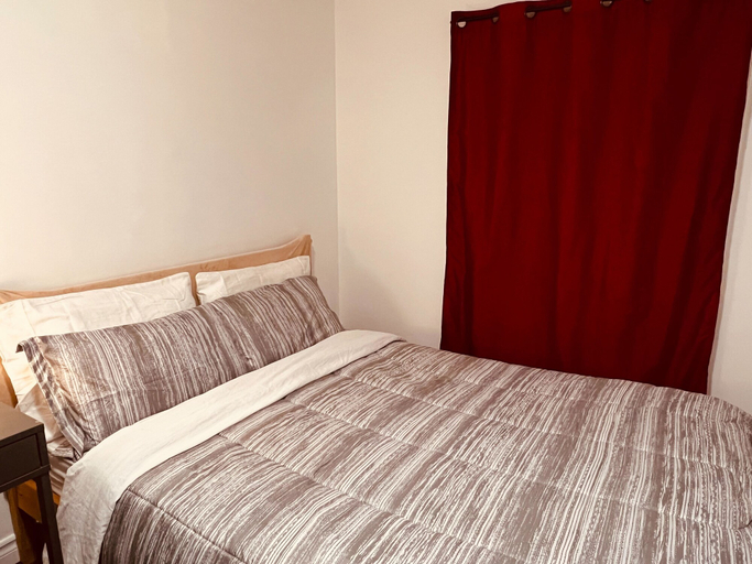 Bedroom 4, ComfyHome, Toronto