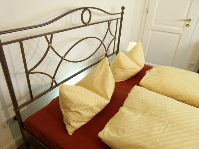Bedroom 2, LakeStarnberg Apartments, Starnberg